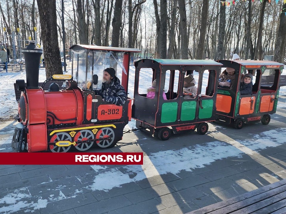 Маленький паровоз – большая радость: что думают дети об от аттракционе в парке Олега Степанова