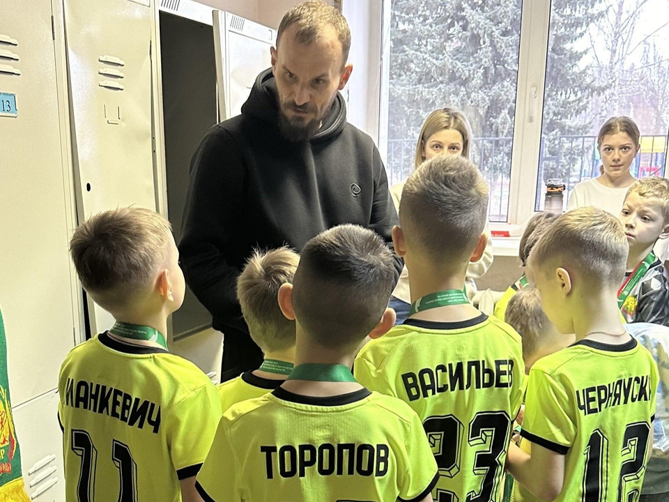Бронницкие футболисты взяли серебро на турнире по футзалу «Лига Первых Побед»