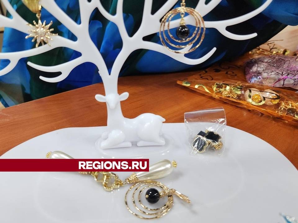 Пенсионерка из Дрезны освоила ювелирное дело