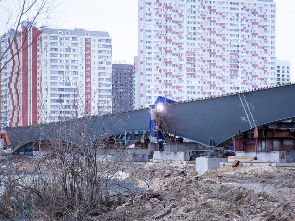 Жители Люберец и Москвы ждут открытия моста через озеро Черное