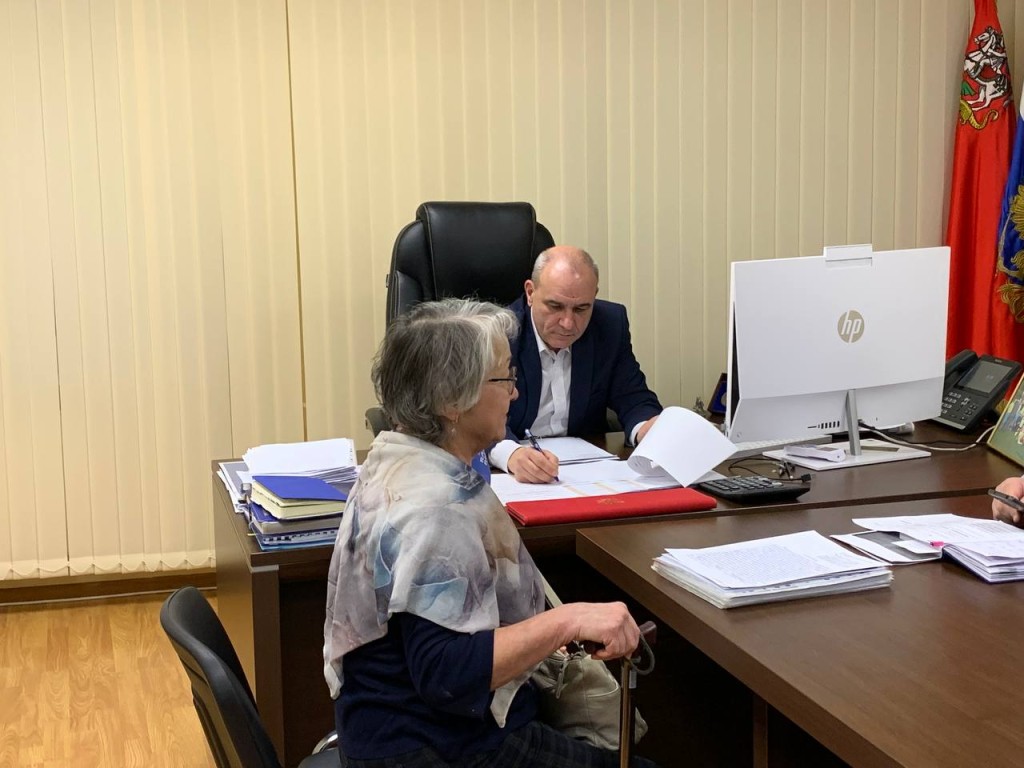 Проблемные вопросы задали жители главе Краснознаменска