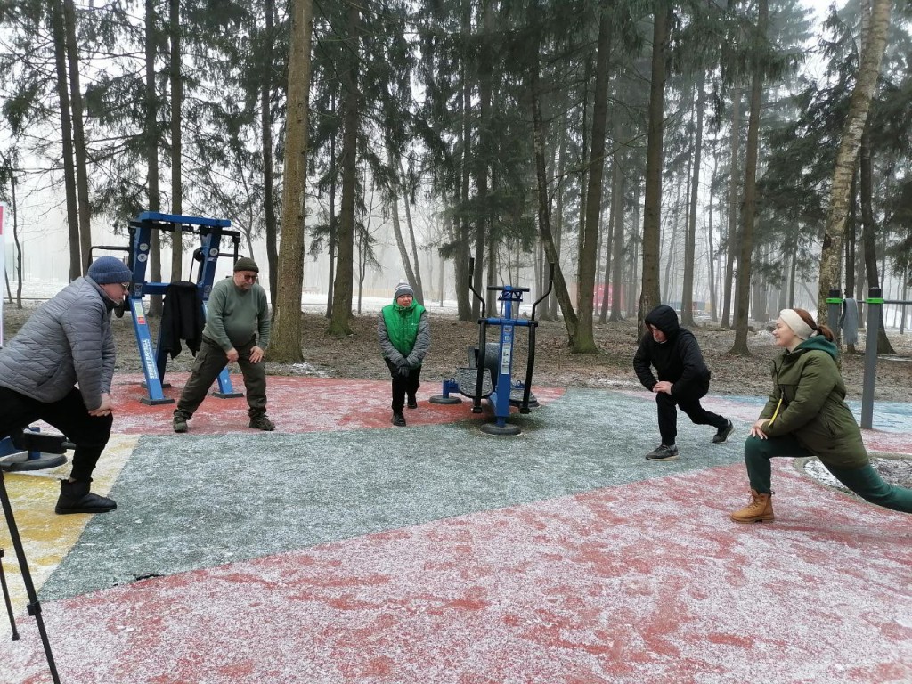 В Беличьем парке возобновились утренние зарядки для жителей