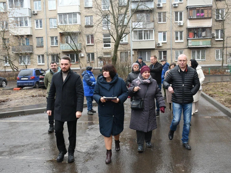 Жуковчане могут поучаствовать в проверках дворов и высказать замечания по их содержанию