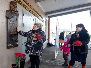 Барельеф летчицы Лидии Шулайкиной открыт в Орехово-Зуеве