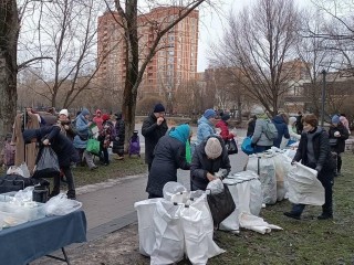 В Люберцах экоактивисты предложили круговорот вещей в народе