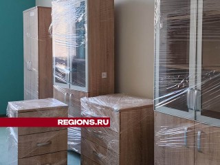 В новой поликлинике в Свердловском устанавливают медоборудование