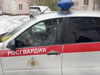 Житель Воскресенска похитил из магазина несколько банок икры