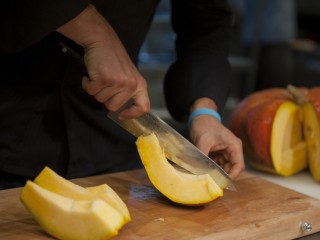 Жителей Подмосковья призвали есть тыкву для здоровья и поднятия настроения зимой