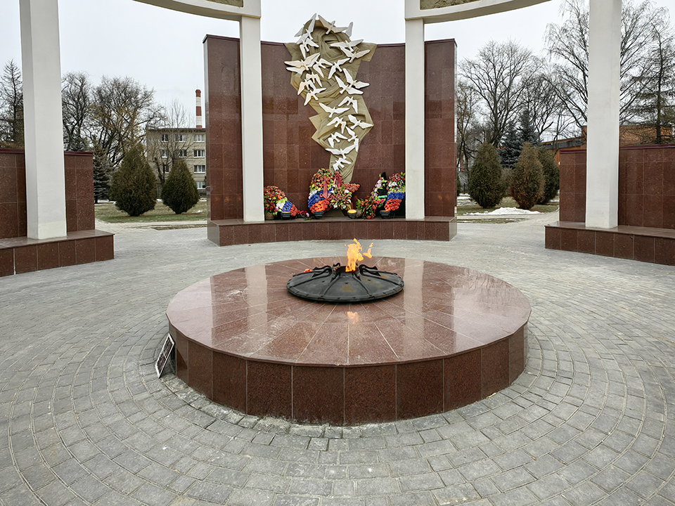 В мемориальном комплексе «Аллея Памяти» в Щелкове сделают новые тротуары