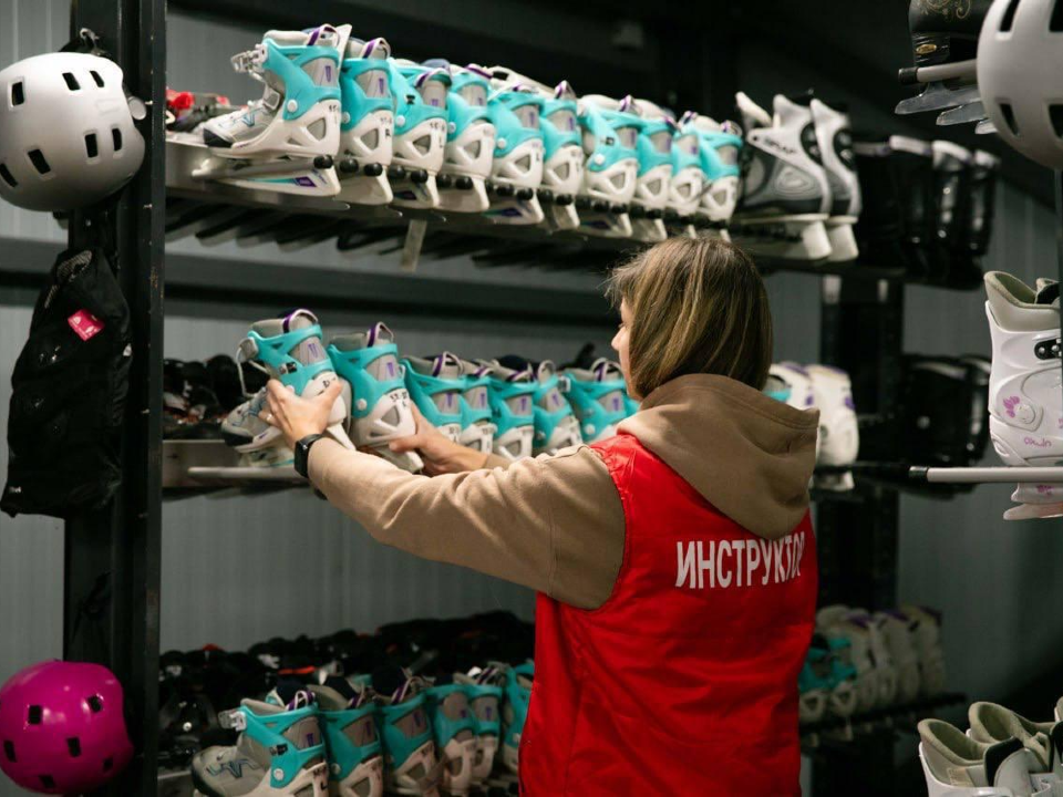 Больше 30 тысяч человек посетили каток в парке «Елочки» за зимний сезон