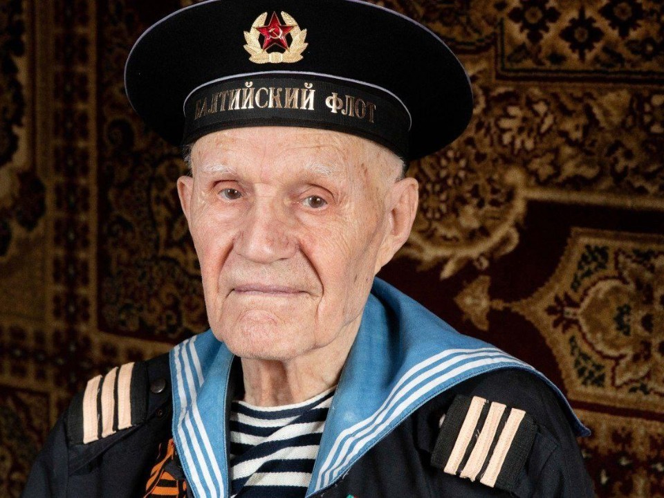 Медаль к 80-летию Великой Победы вручили в Подольске ветерану Ивану Шестопалову