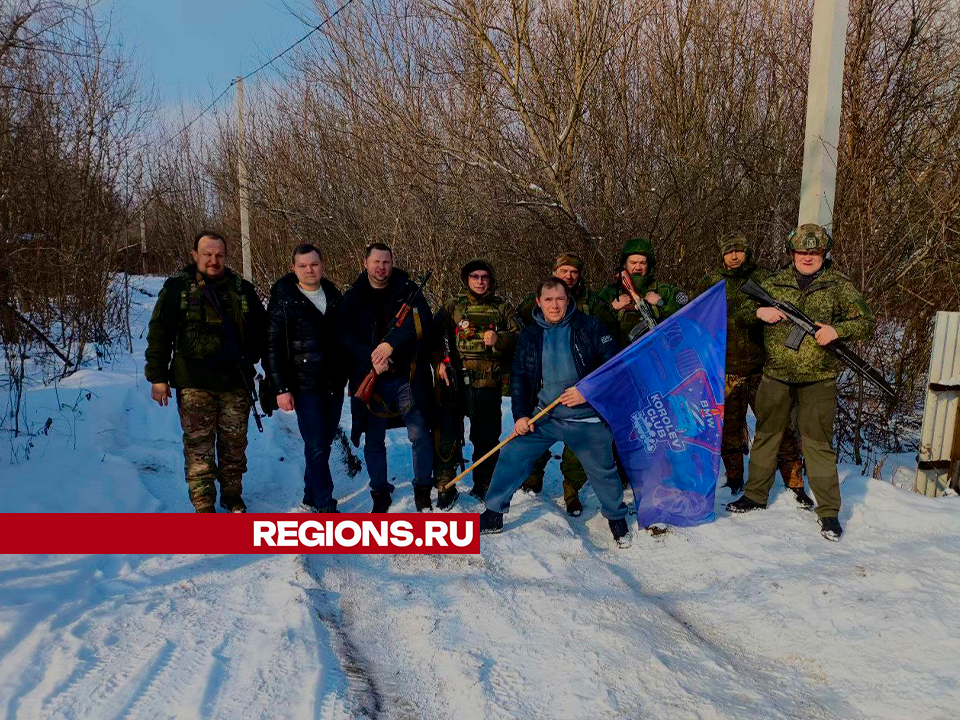 Председатель ТИК Королева передал военным более 100 кг продовольствия и технического оборудования