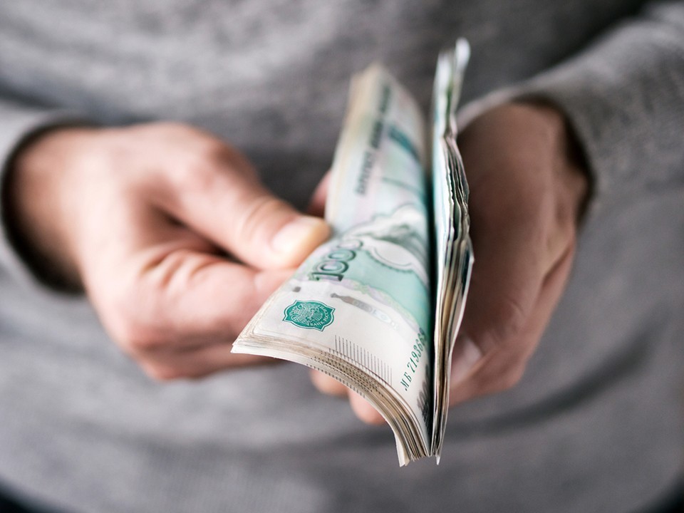Глава Минфина предложил отказаться от повышения зарплат
