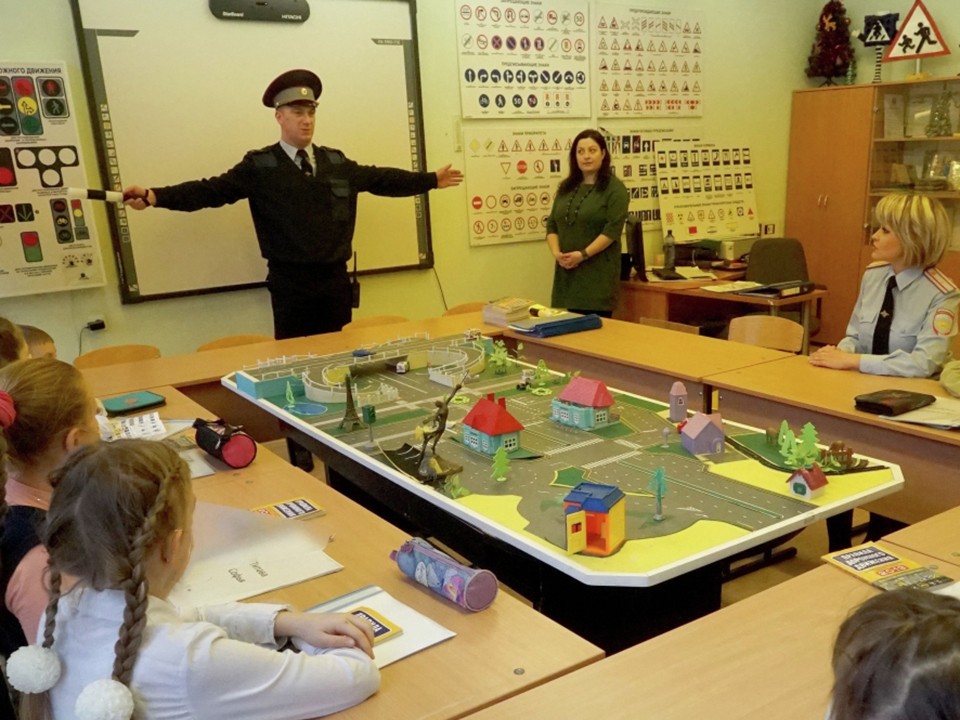 В школах могут появиться уроки вождения самокатов
