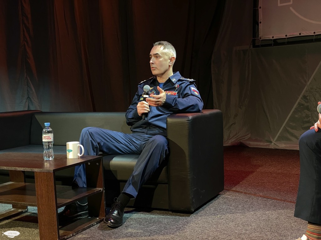 Покоритель космоса в Сергиевом Посаде рассказал, чем пахнет Земля