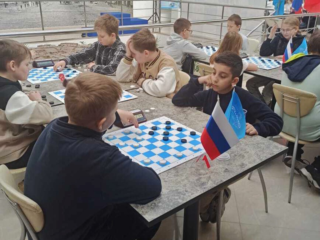 Молодые шашисты из Ступина завоевали восемь медалей областных соревнований