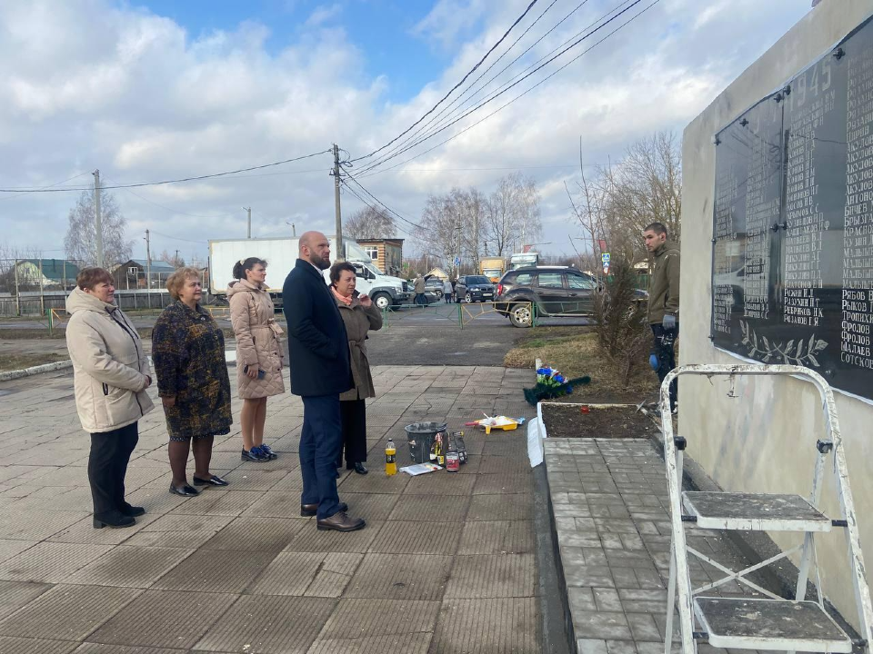 В Павловском Посаде ремонтируют памятники героям Великой Отечественной войны