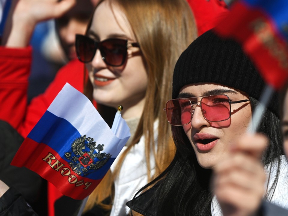 Домодедовцев поздравили с 11-летием воссоединения Крыма с Россией