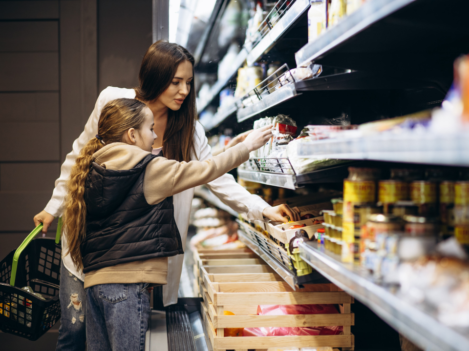 Торговые сети ограничат цены на социально значимые продукты