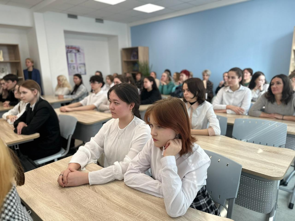 Озерские школьники получили гарантии трудоустройства в медицине