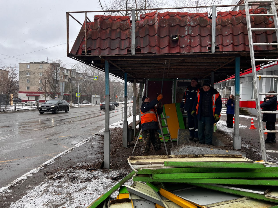 В Коломне сносят устаревшие торговые павильоны