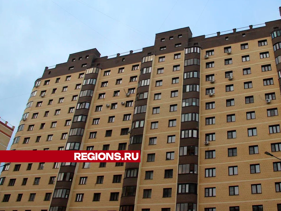 Стало известно, жители каких аварийных домов в округе сменят адреса в этом году