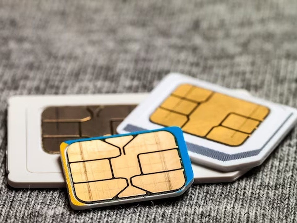 С начала апреля изменятся правила получения SIM-карт