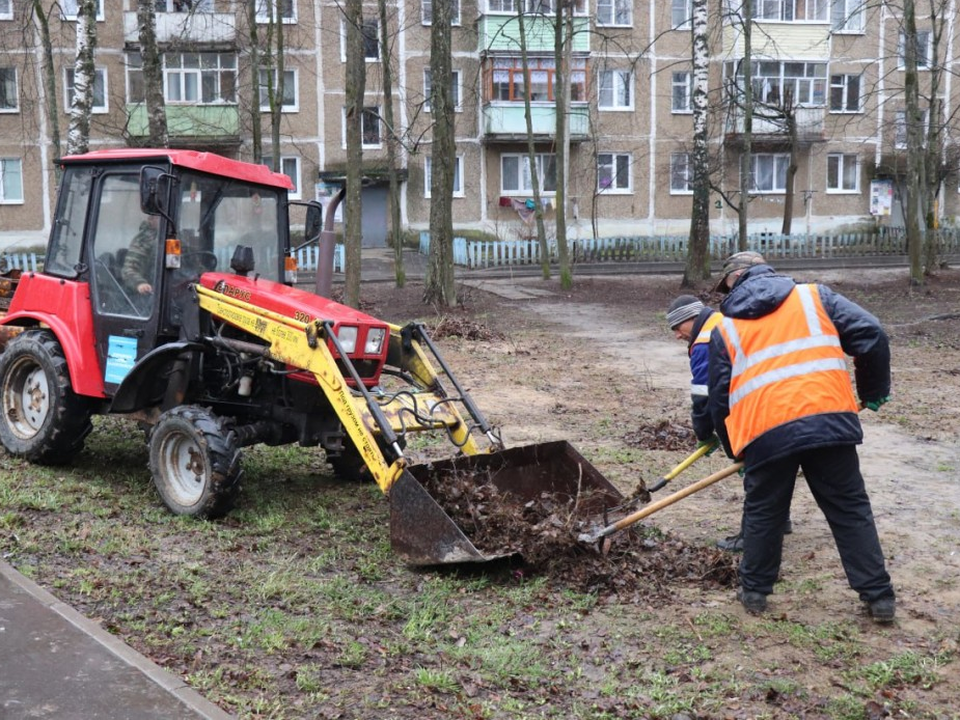 В городе подготовят спецтехнику к лету и приведут в порядок 20 км дорог