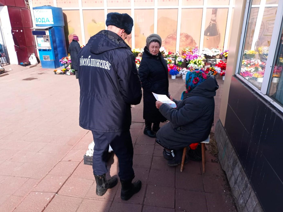 Жителям микрорайона Кашира-3 рассказали о противопожарной безопасности