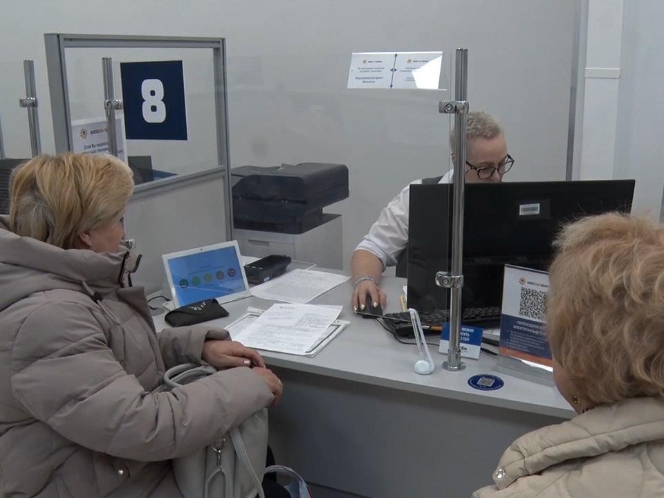 Десятки горожан пришли на день открытых дверей в МособлЕИРЦ Клина