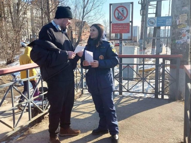 Сохрани себе жизнь: в Луховицах пассажирам напомнили о безопасности на ж/д путях