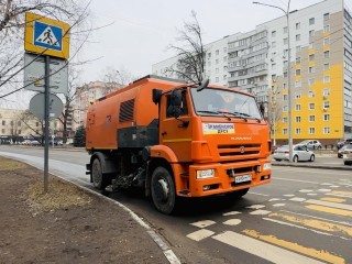 Дорожники пообещали, что до 1 мая отмоют и уберут от грязи дороги в Раменском