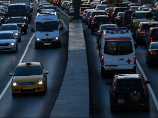 В понедельник вечером в Подмосковье назвали трассы, где затруднено движение