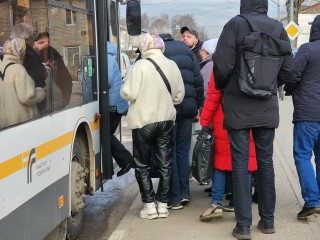 В Богородском округе автобус №43 вышел в рейс по расписанию, без опозданий