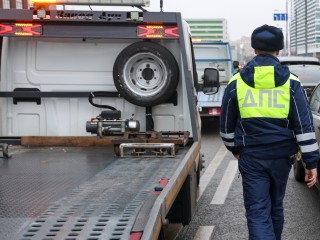 Стало известно, когда фургон-вещдок уберут с обочины автодороги во Фрязине