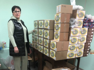 Шаховчане отправили «за ленточку» 30 коробок супов, медикаменты и рации
