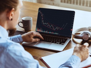 Мошенники стали использовать новую схему с «выгодными инвестициями»