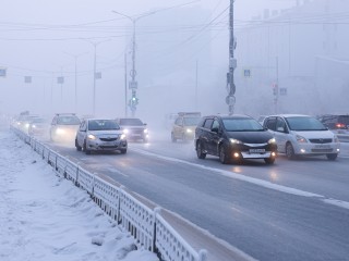 Зима вернулась: меры предосторожности во время вождения в гололедицу