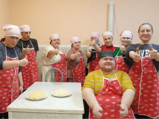 Инвалиды из Клина освоили кулинарное мастерство для самостоятельной жизни