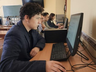 Подмосковных школьников пригласили на конкурс интерактивных фотоальбомов «Без срока давности»
