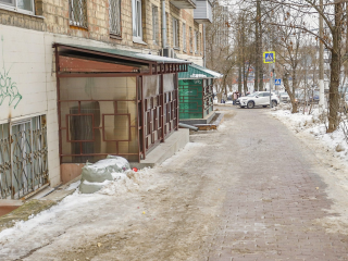 Во Фрязине приходится солить тротуары из-за температурных качелей