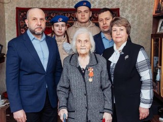 Ветеранам ВОВ вручили нагрудные знаки «Почетный гражданин Орехово-Зуевского округа»