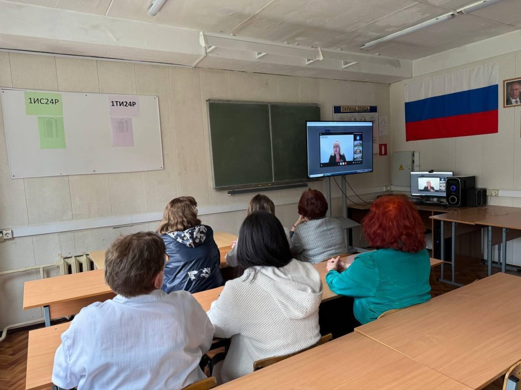 Родителям выпускников с ОВЗ рассказали о возможностях колледжа «Энергия»