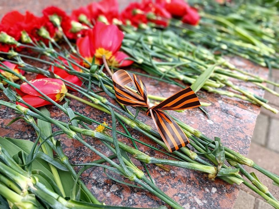 К 9 Мая в Лосино-Петровском приводят в порядок памятники героям