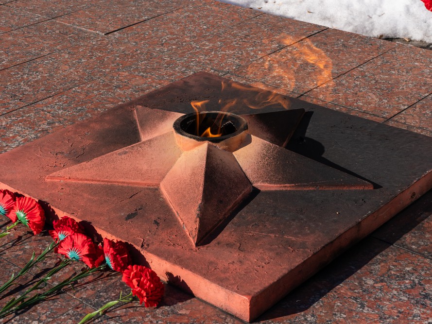 В Сергиевом Посаде к 9 мая украсили школу №14