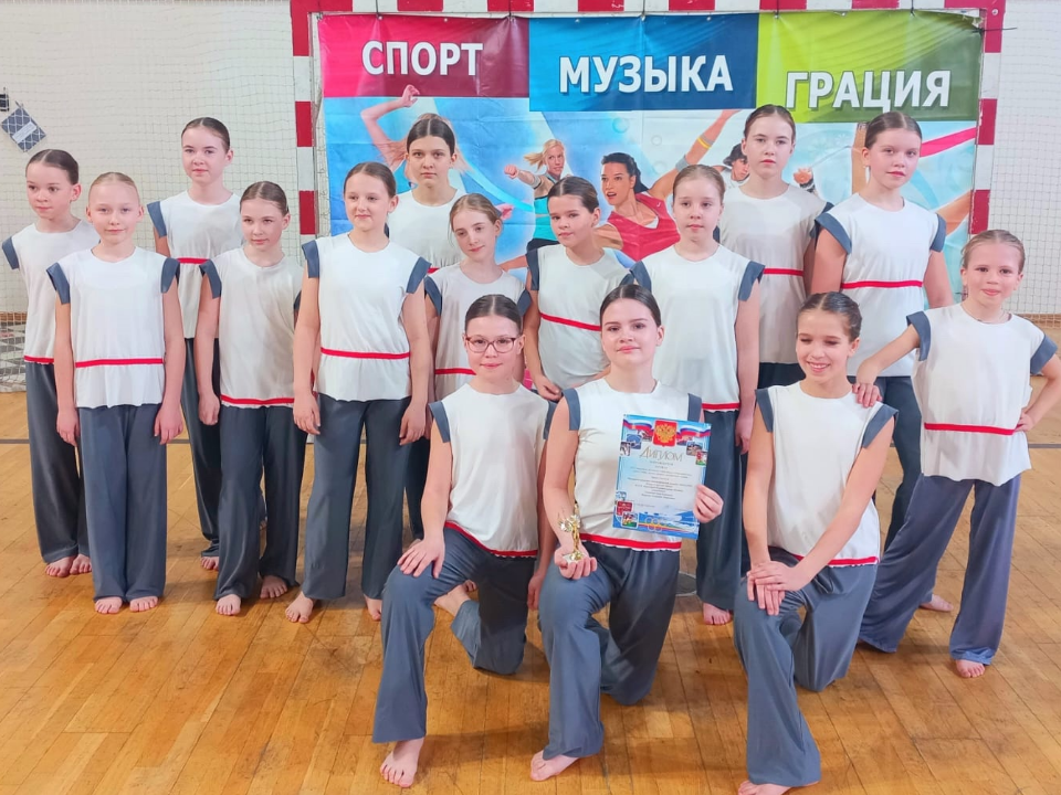 Коллективы «Радость», «Жемчужинка» и «Муравейник» выступили на фестивале в Протвине