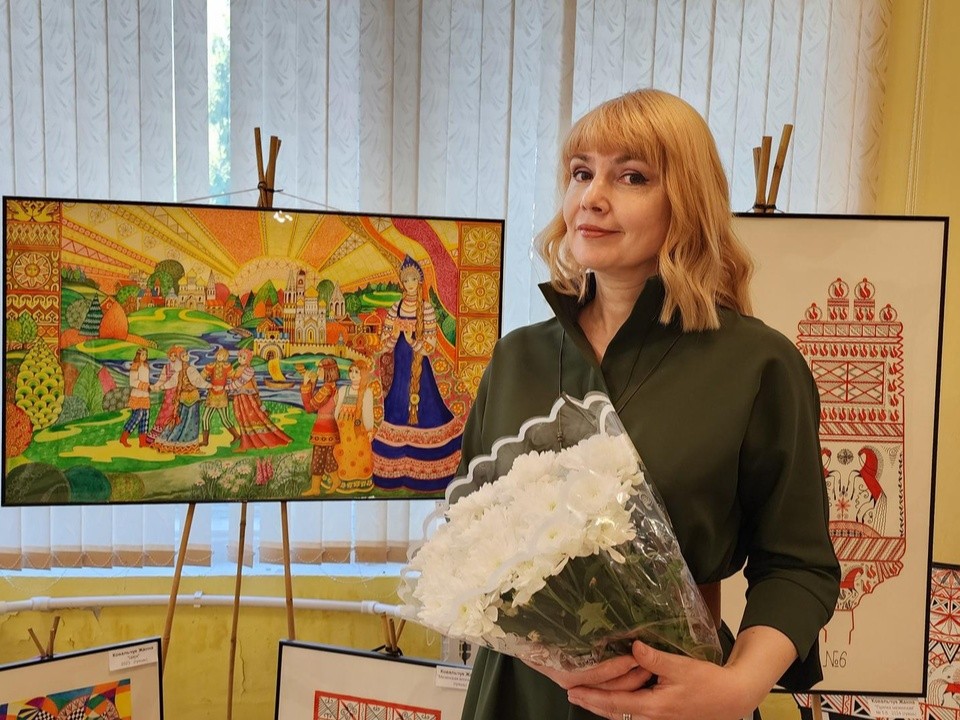 В Кашире-8 открылась выставка художницы Жанны Ковальчук