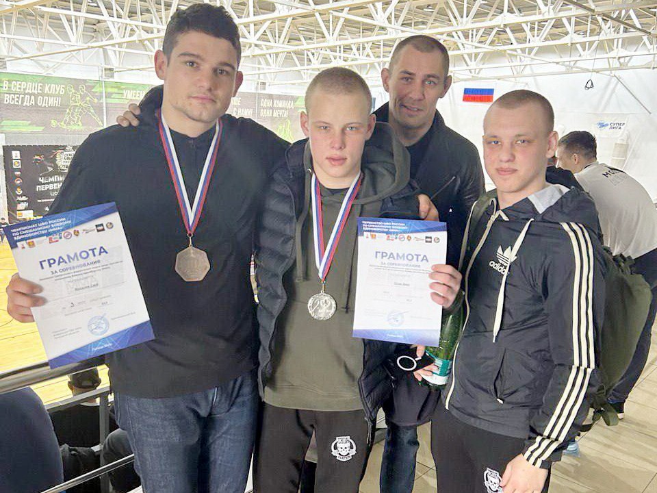 Медали первенства ЦФО по смешанным единоборствам привезли ногинские спортсмены