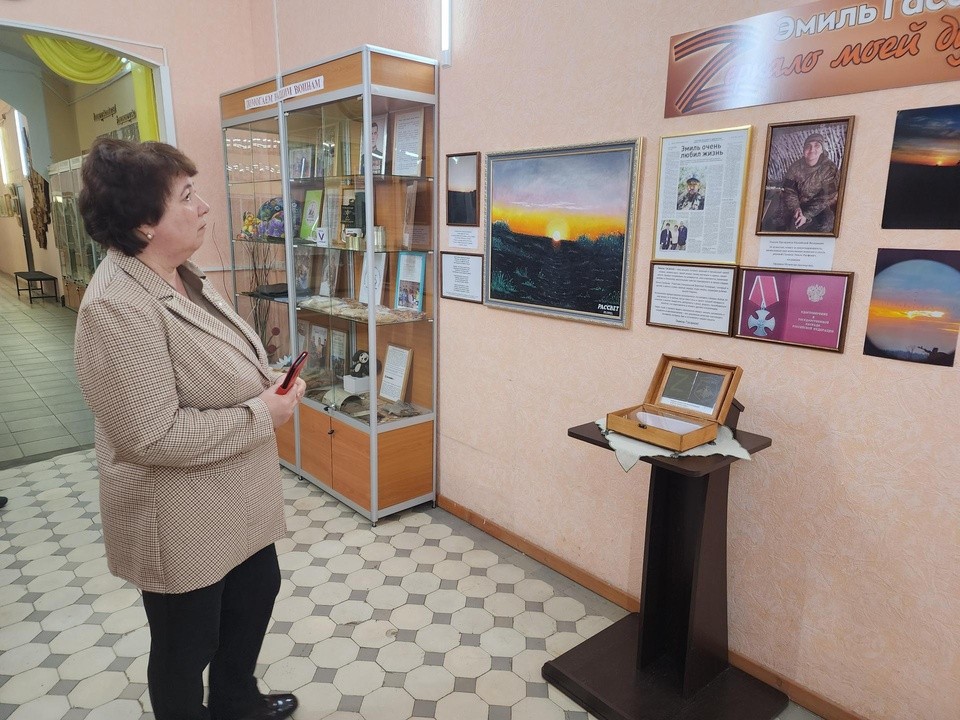 В Орехово-Зуеве открыли выставку фоторабот погибшего на СВО земляка