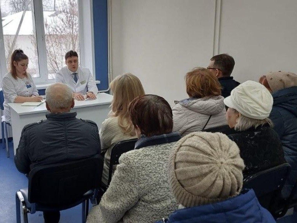 Главврач Дмитрий Каприн обсудил с жителями вопросы здравоохранения